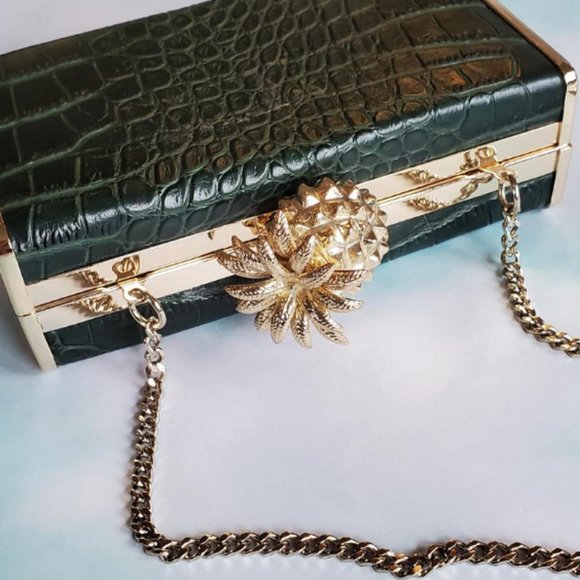 Zara Pineapple Purse with Chain - Picture 4 of 6